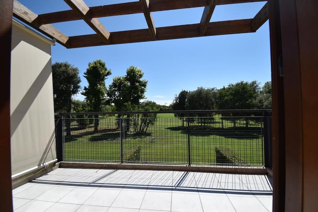Golf Village - Piscina & Free Park Apartment Lido di Jesolo