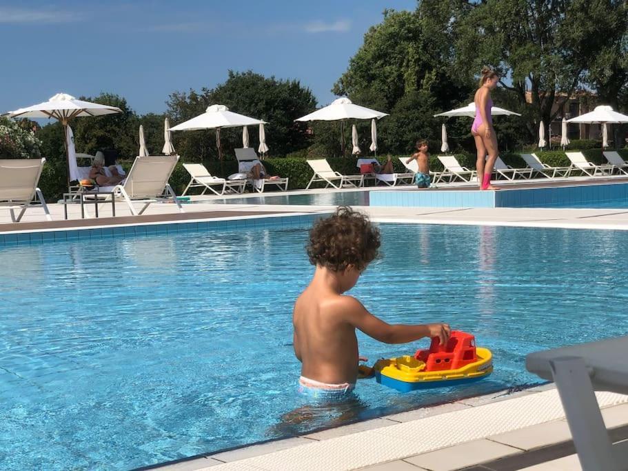 Golf Village - Piscina & Free Park Appartamento Lido di Jesolo